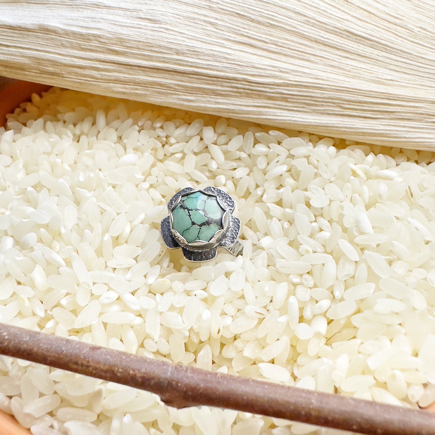 FEELING PRETTY BLUE RING