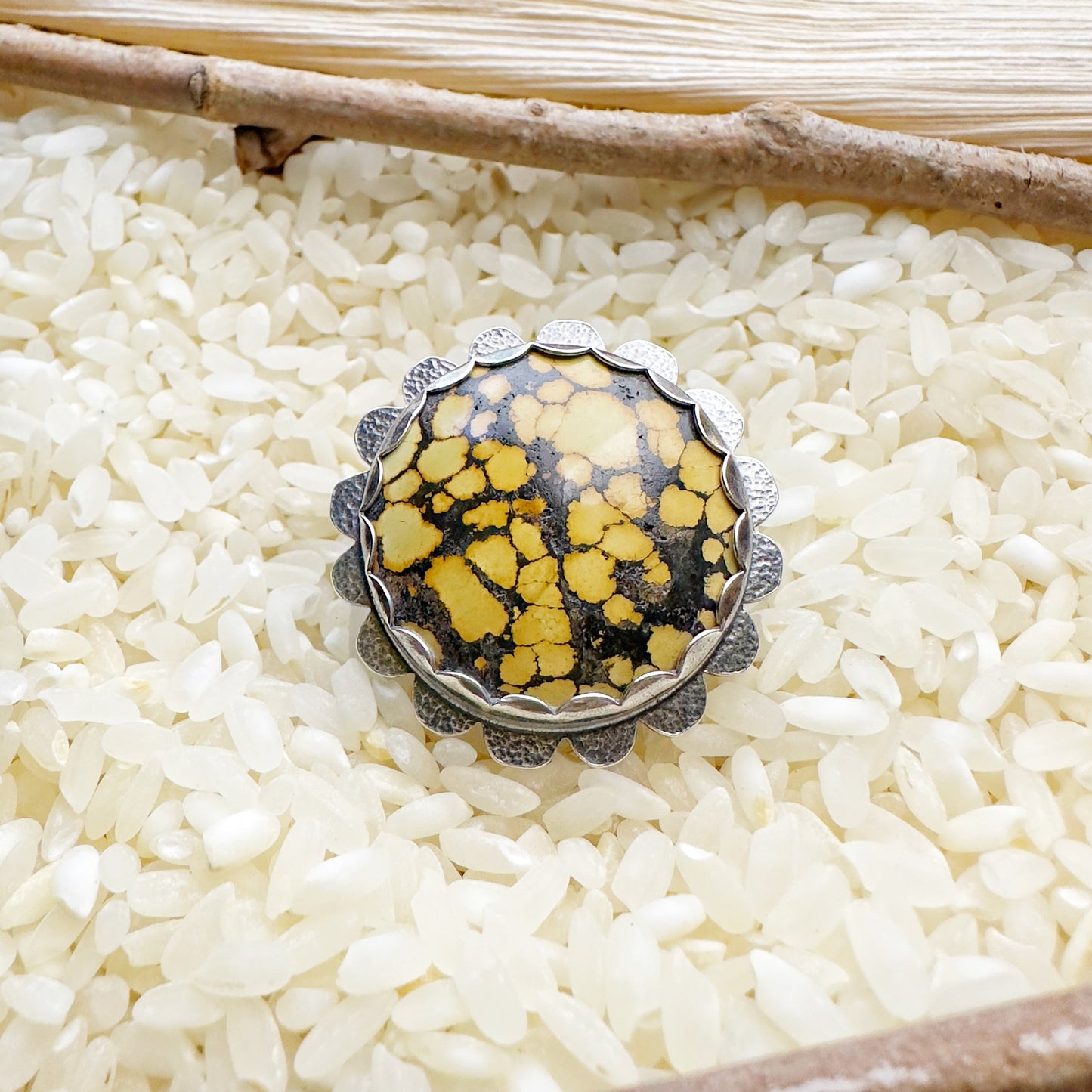 SPECKLED SUNFLOWER RING