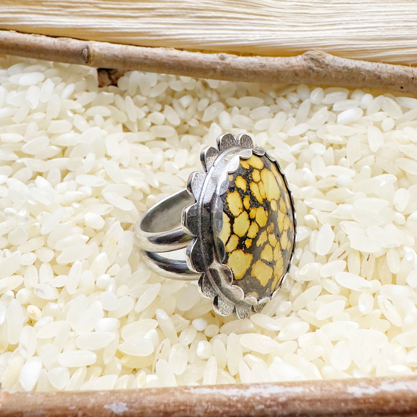 SPECKLED SUNFLOWER RING