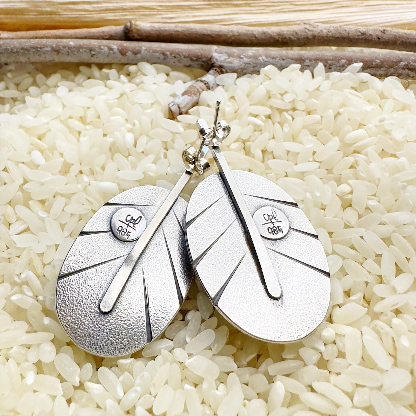SCATTERED DROP EARRINGS