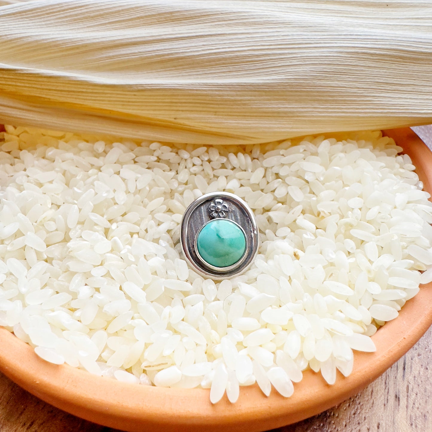 LITTLE BLUE BLOOM RING