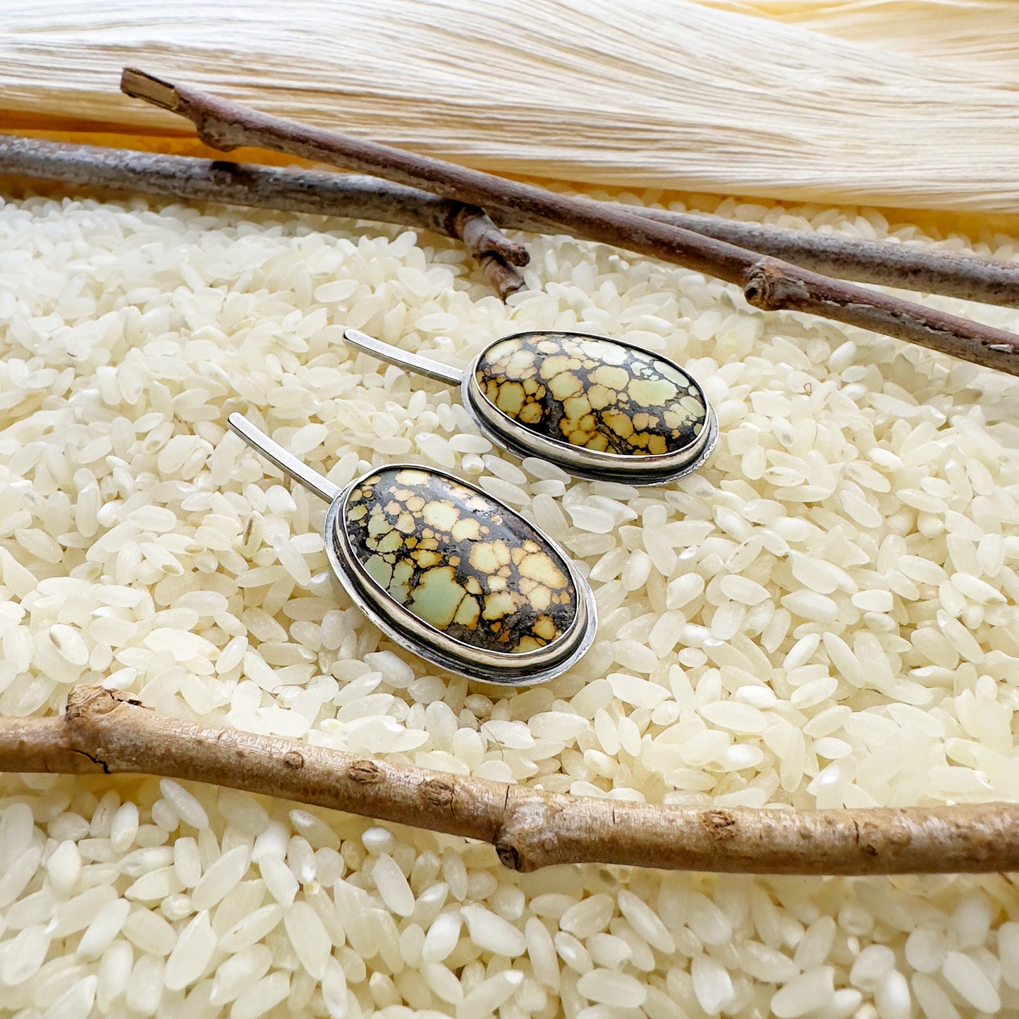 SCATTERED DROP EARRINGS