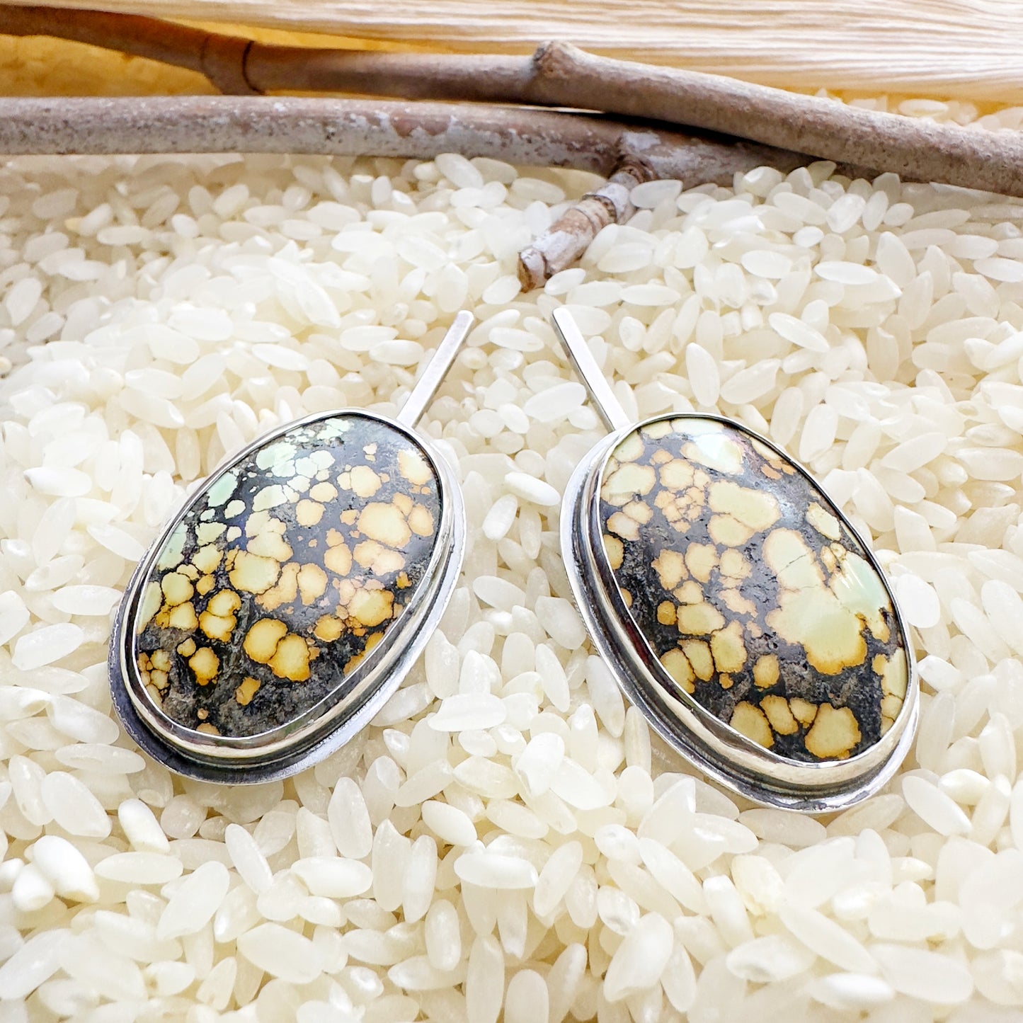 SCATTERED DROP EARRINGS