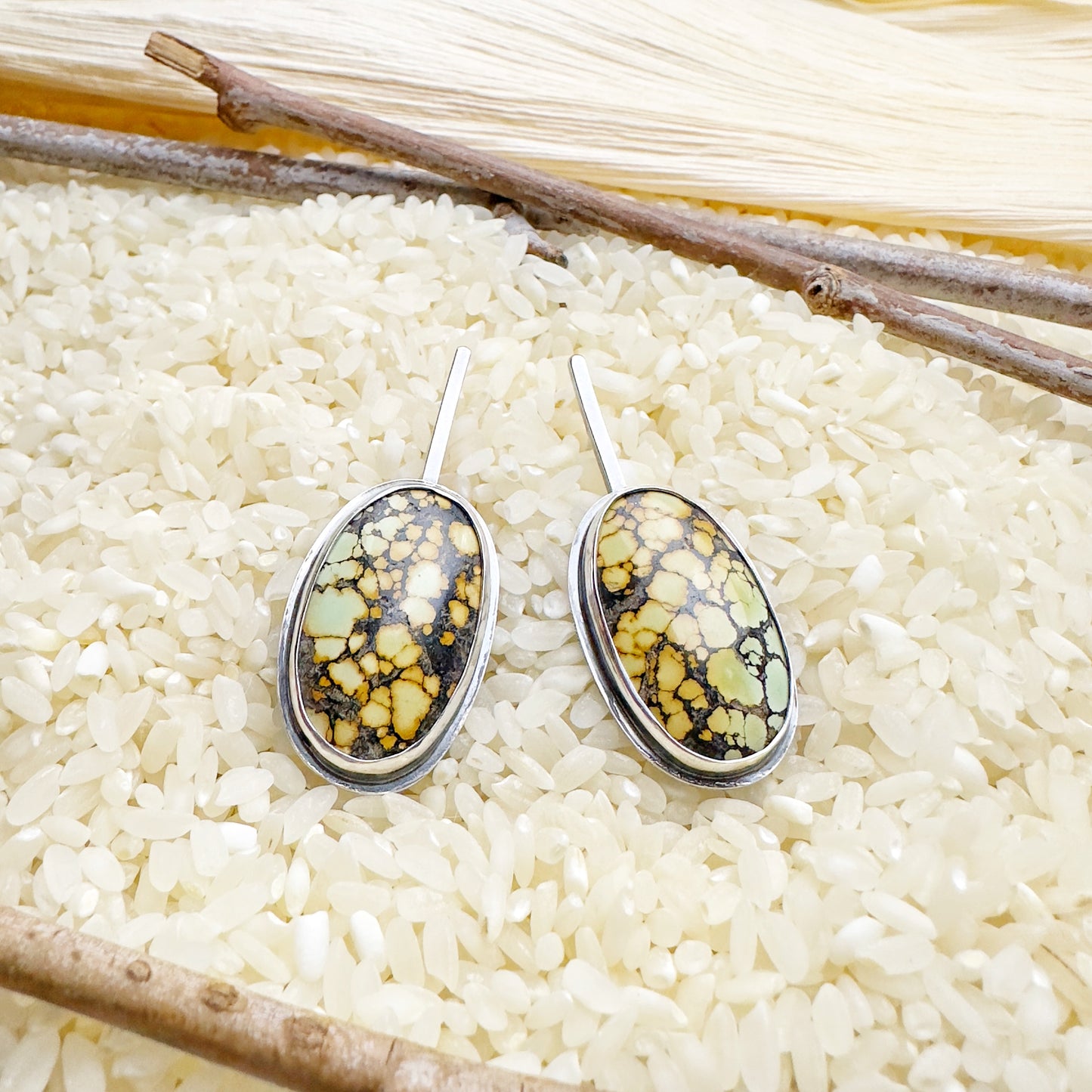 SCATTERED DROP EARRINGS