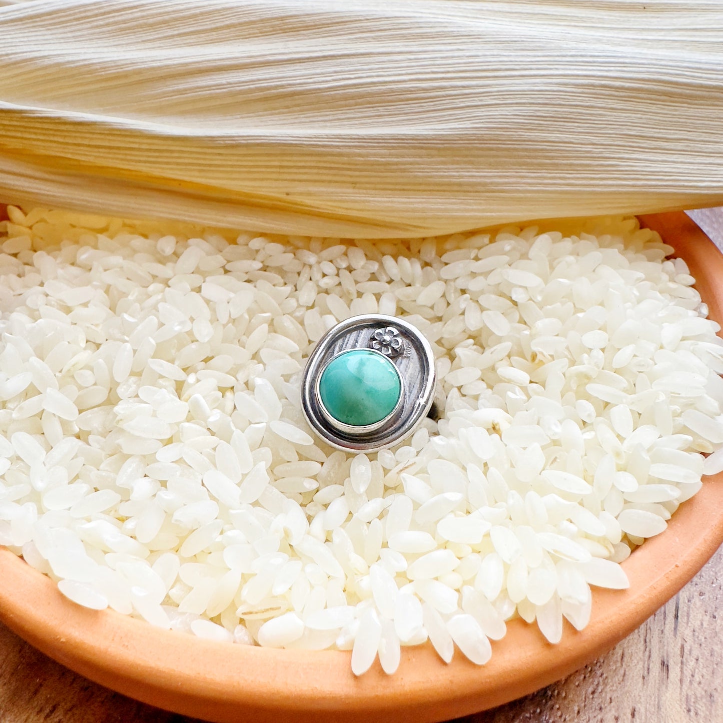 LITTLE BLUE BLOOM RING
