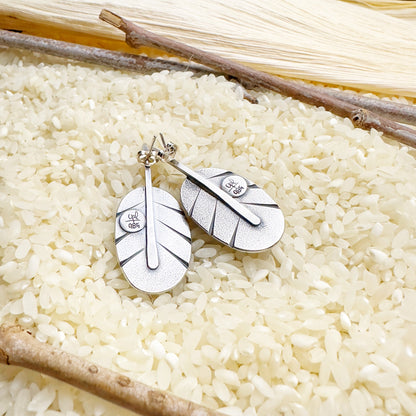SCATTERED DROP EARRINGS